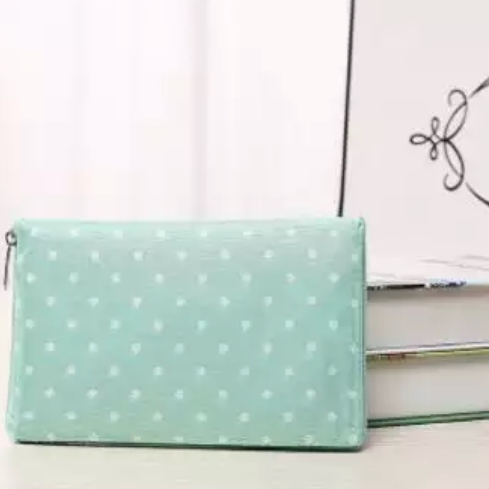 🛍SOLD🛍Foldable tote bag! Show some 💖 to the 🌏! - Picture 3 of 5